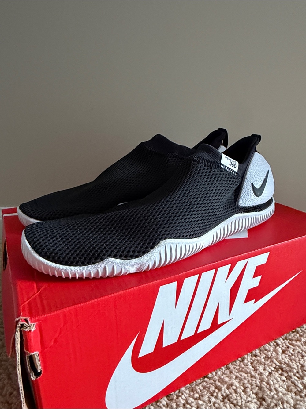 Nike Aquasock 360